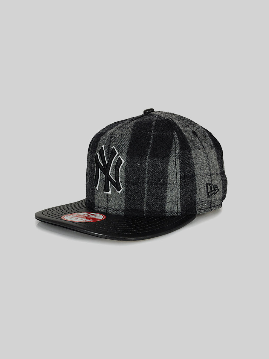 New Era NY Yankees Down Timber Strapback